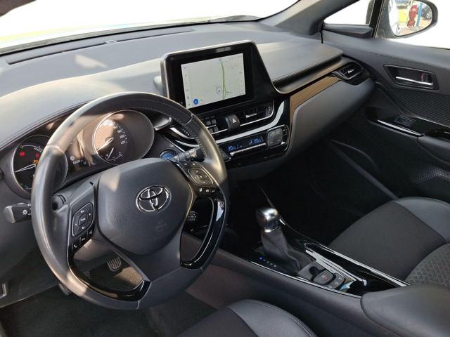 TOYOTA C-HR usata, con Climatizzatore