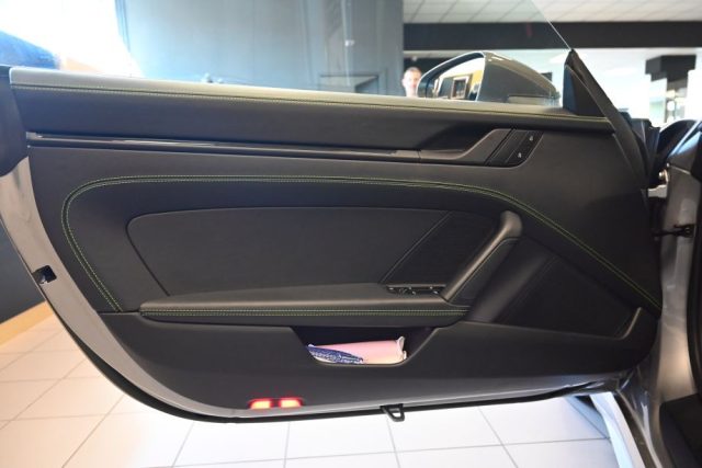 PORSCHE 992 usata 30