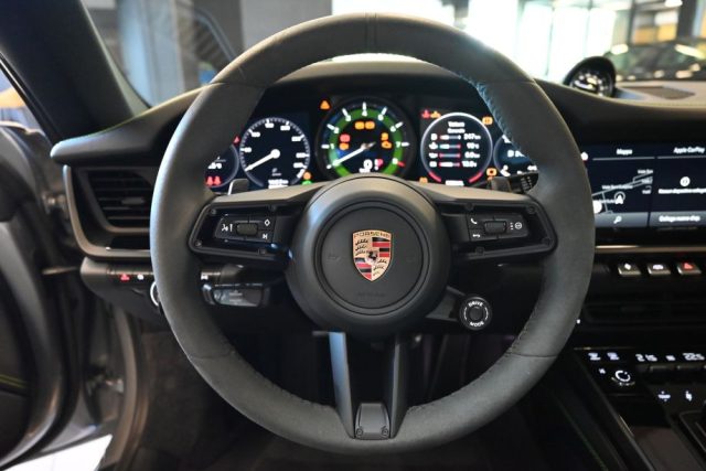 PORSCHE 992 usata 34