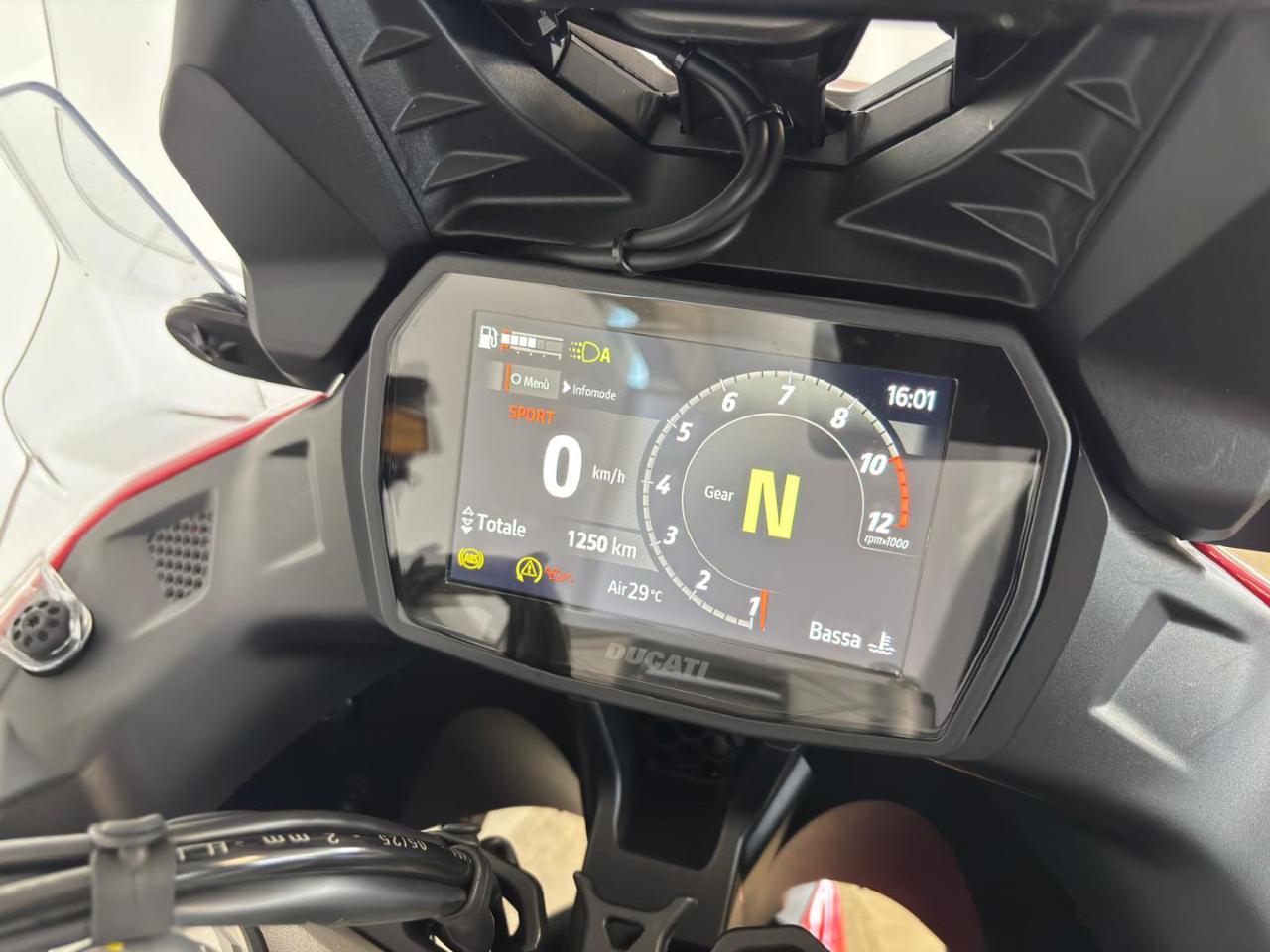 immagine usato DUCATI Multistrada V2 S MULTISTRADA V2 S DUCATI RED 2026
