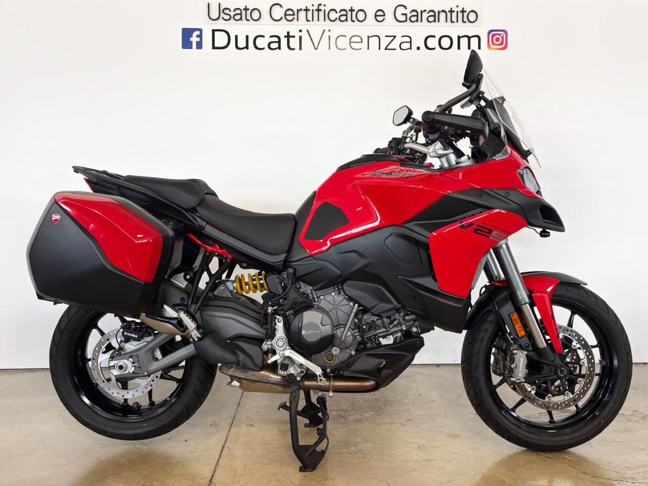immagine usato DUCATI Multistrada V2 S MULTISTRADA V2 S DUCATI RED 2026