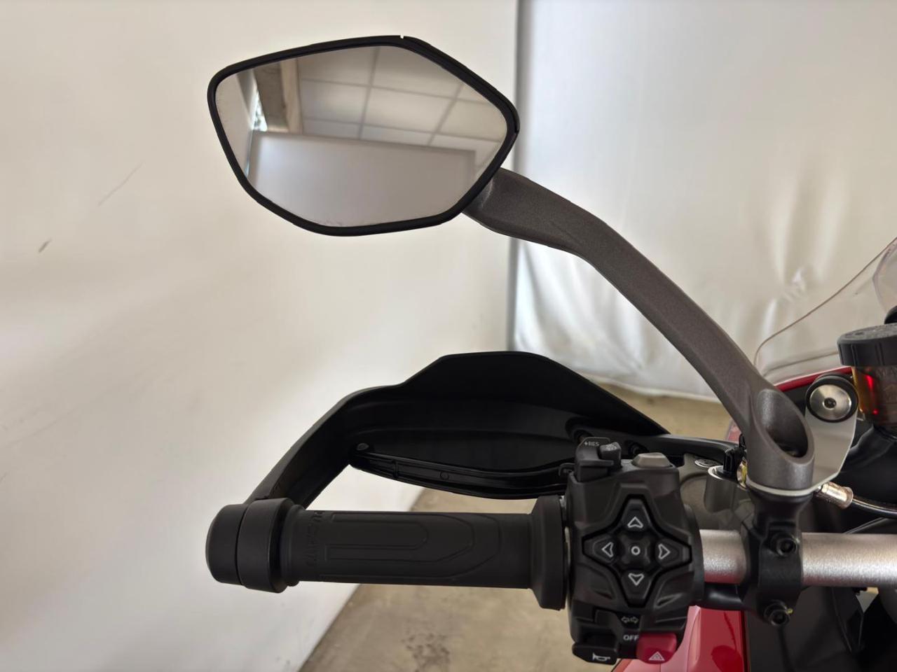 immagine usato DUCATI Multistrada V2 S MULTISTRADA V2 S DUCATI RED 2026