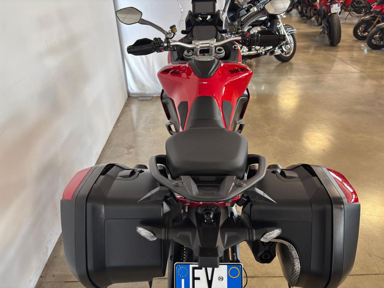 immagine usato DUCATI Multistrada V2 S MULTISTRADA V2 S DUCATI RED 2026
