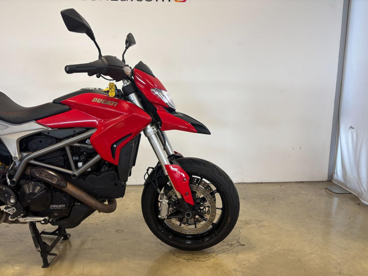immagine usato DUCATI Hyperstrada 821 RED