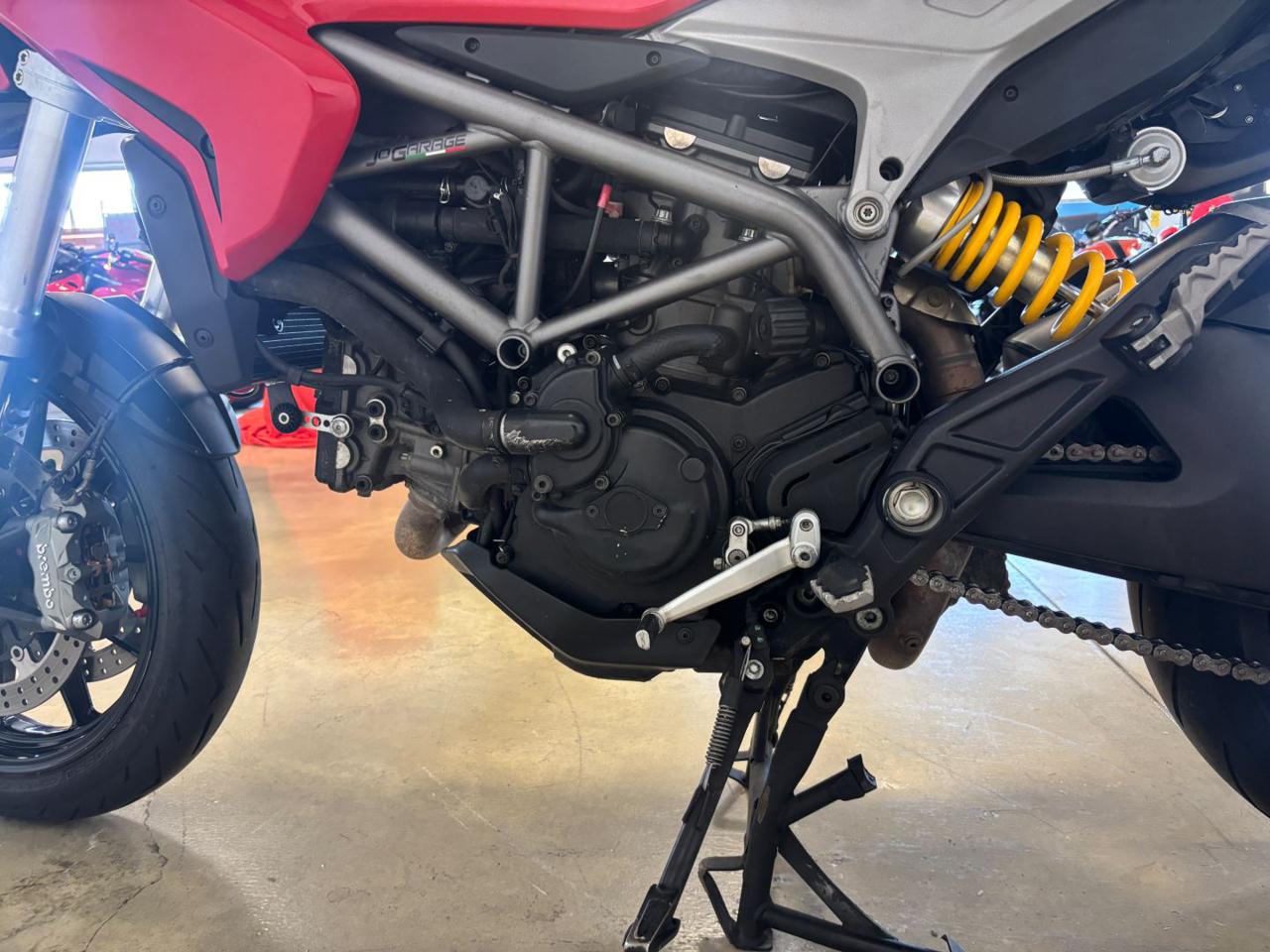immagine usato DUCATI Hyperstrada 821 RED