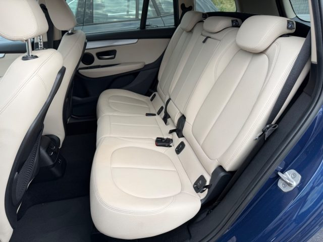 BMW 220 D GRAN TOURER ADVANTAGE AUT. - foto 12