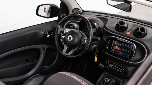 SMART FORTWO BRABUS 0.9 TURBO CABRIO - foto 33