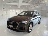 AUDI Q3 35 TDI quattro S tronic Business