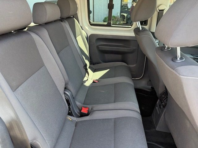 VOLKSWAGEN CADDY 1.6 TDI 102 CV 4P. KOMBI - foto 10