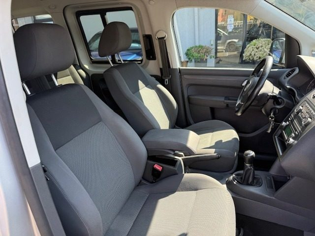 VOLKSWAGEN CADDY 1.6 TDI 102 CV 4P. KOMBI - foto 12