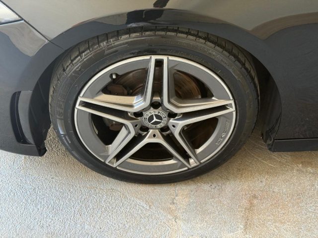 MERCEDES-BENZ A 180 D PREMIUM - foto 24