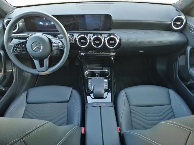 MERCEDES-BENZ A 180 D AUTOMATIC EXECUTIVE - foto 11
