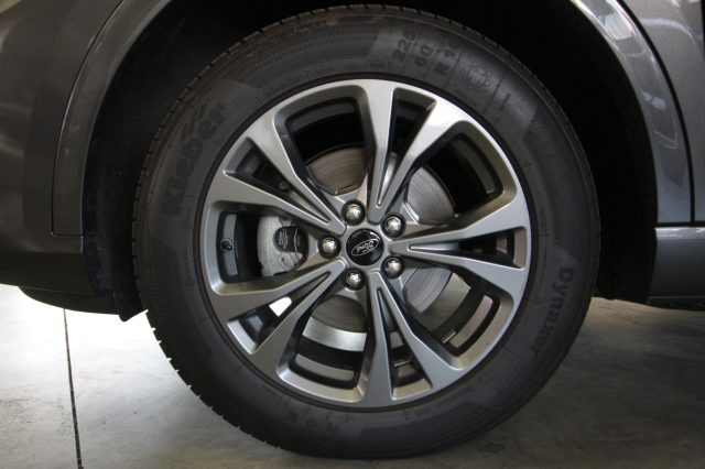 FORD KUGA 2.5 PLUG IN HYBRID 225 CV CVT 2W - foto 21