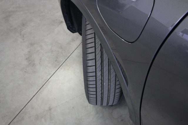 FORD KUGA 2.5 PLUG IN HYBRID 225 CV CVT 2W - foto 22