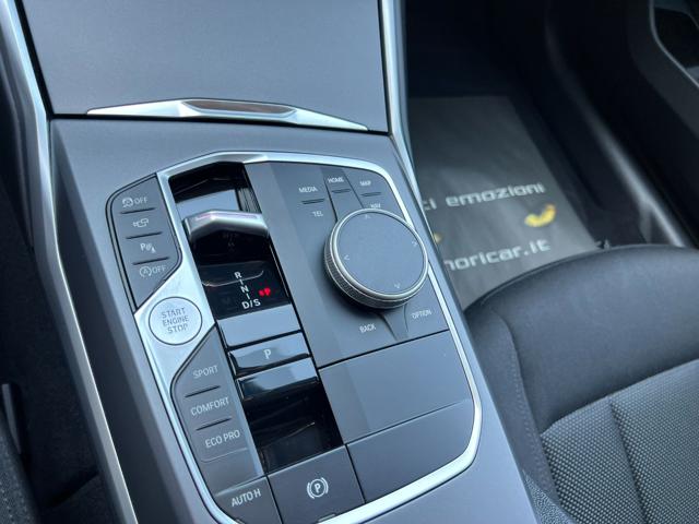 BMW 318 I TOURING - foto 30