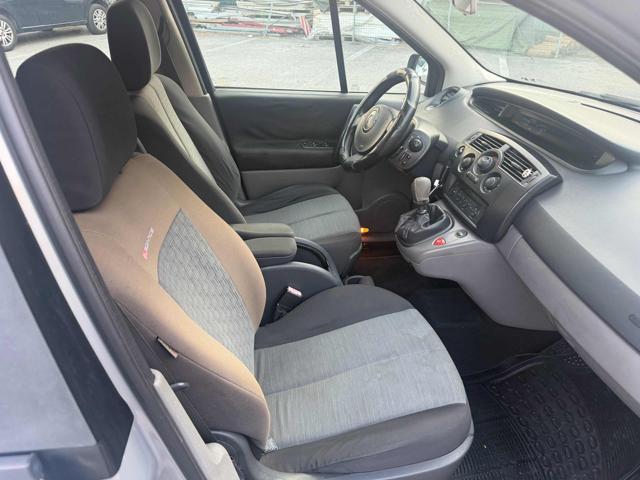 RENAULT GRAND SCENIC 1.9 DCI/130CV CONFORT SENZA NESS - foto 32