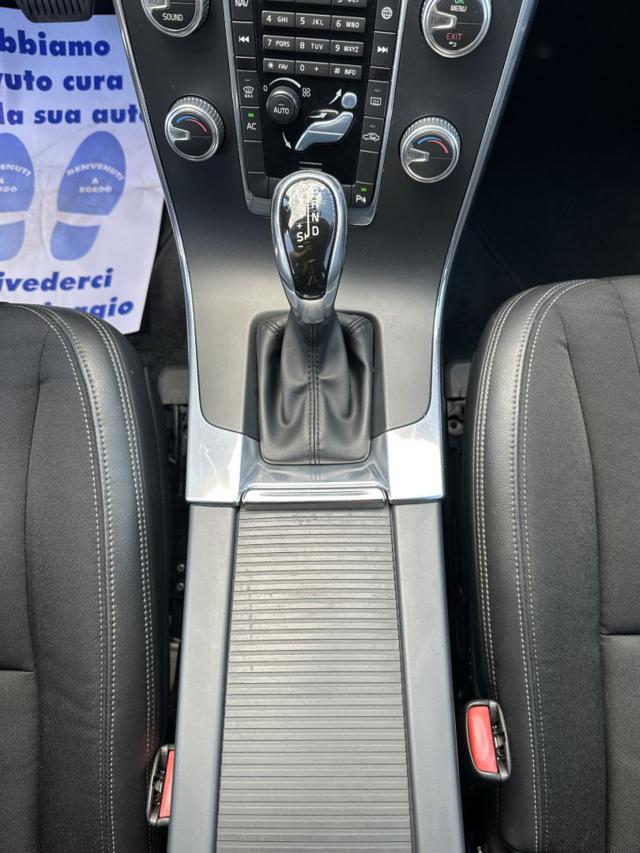 VOLVO V60 D2 1.6 KINETIC - foto 11