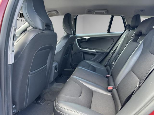 VOLVO V60 D2 1.6 KINETIC - foto 12