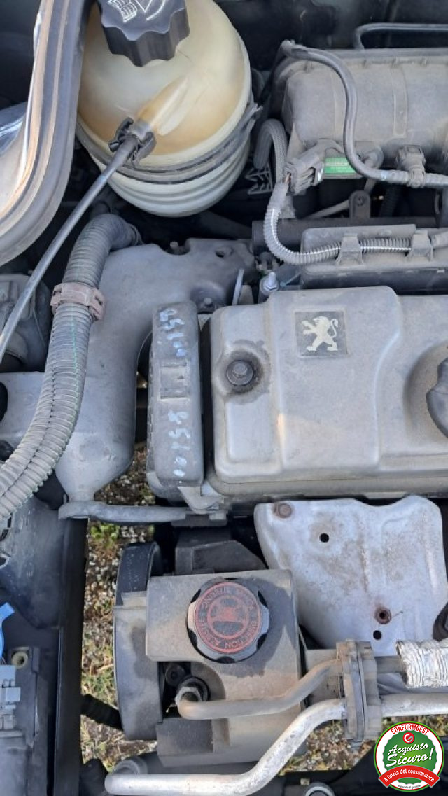 PEUGEOT 206 1.4 5P. ENFANT TERRIBLE XCOMMERC - foto 7