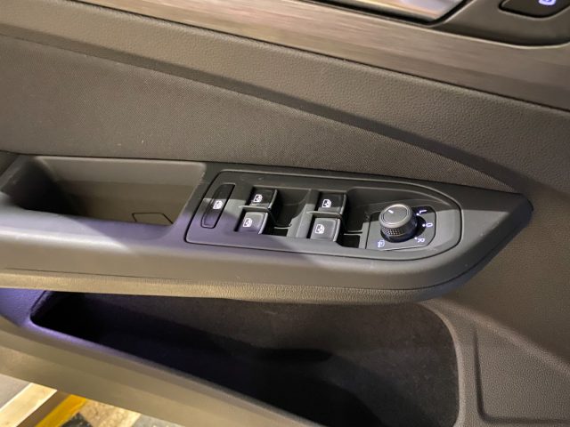 VOLKSWAGEN GOLF 1.5 ETSI 150 CV EVO ACT DSG STYL - foto 31