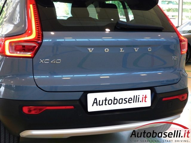 VOLVO XC40 T2 ESSENTIAL - foto 22