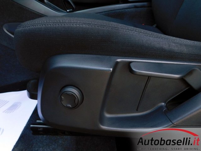 VOLVO XC40 T2 ESSENTIAL - foto 38