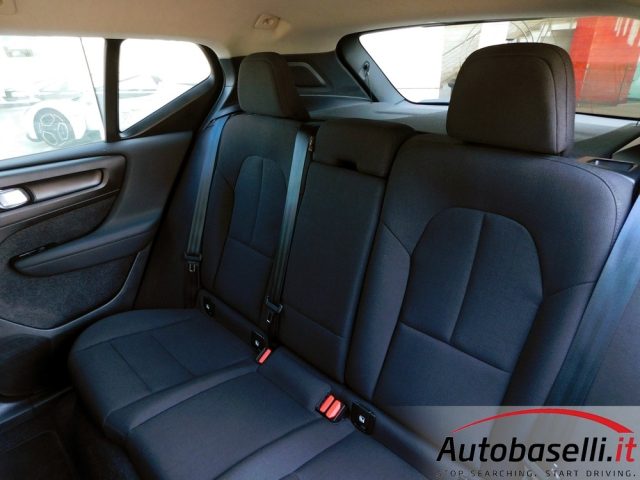 VOLVO XC40 T2 ESSENTIAL - foto 42