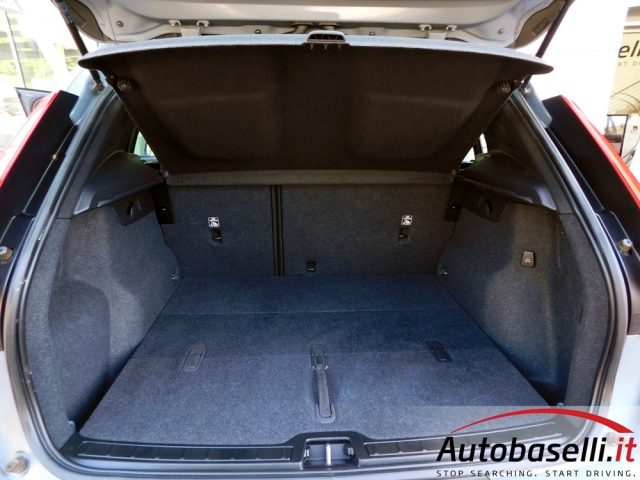 VOLVO XC40 T2 ESSENTIAL - foto 46