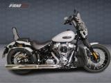 HARLEY-DAVIDSON Softail Street Bob STREET BOB