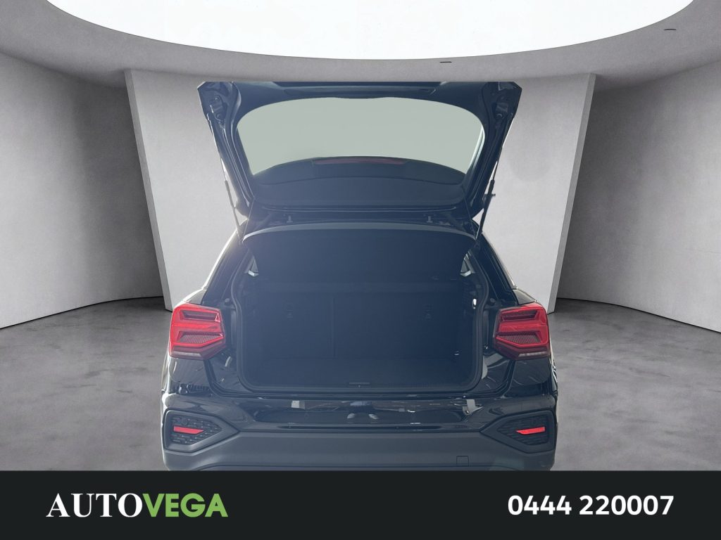 immagine usato AUDI Q2 30 2.0 tdi business plus s-tronic