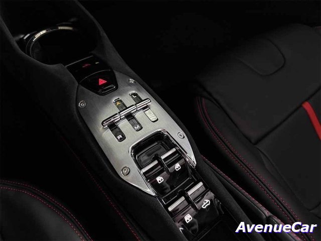 FERRARI SF90 SPIDER VISIBILE IN SEDE UFFICIAL - foto 21