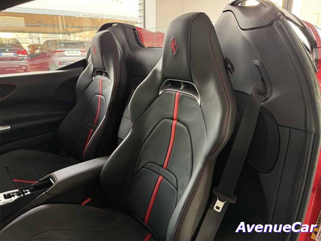 FERRARI SF90 SPIDER VISIBILE IN SEDE UFFICIAL - foto 24