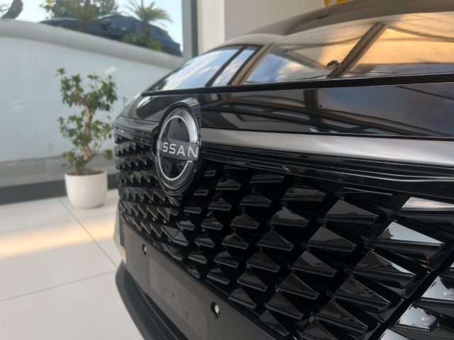 NISSAN Qashqai usata, con Fari Xenon