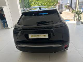 PEUGEOT 2008 usata, con Cruise Control