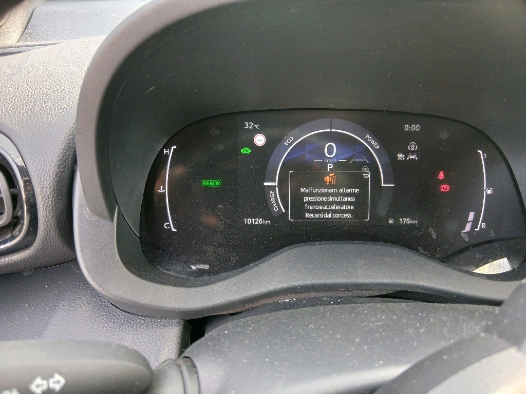 Immagine di TOYOTA Yaris Cross 1.5 Hybrid 130 CV 5p. del 10/2025 km 10126