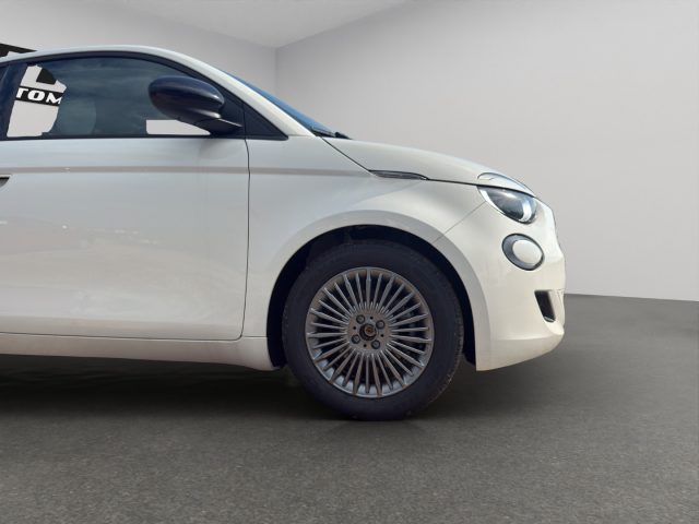 FIAT 500 BERLINA HYBRID ICON - foto 22