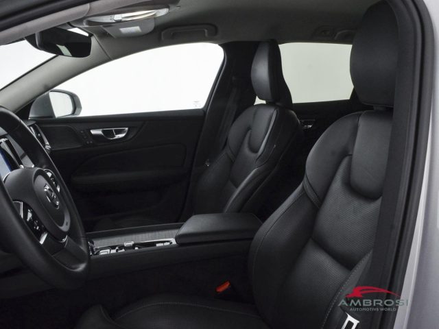 VOLVO V60 2.0 B4 PLUS AWD AUTO - foto 9