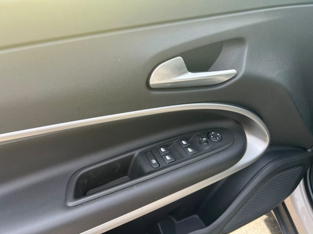 JEEP AVENGER 1.2 TURBO SUMMIT - foto 4