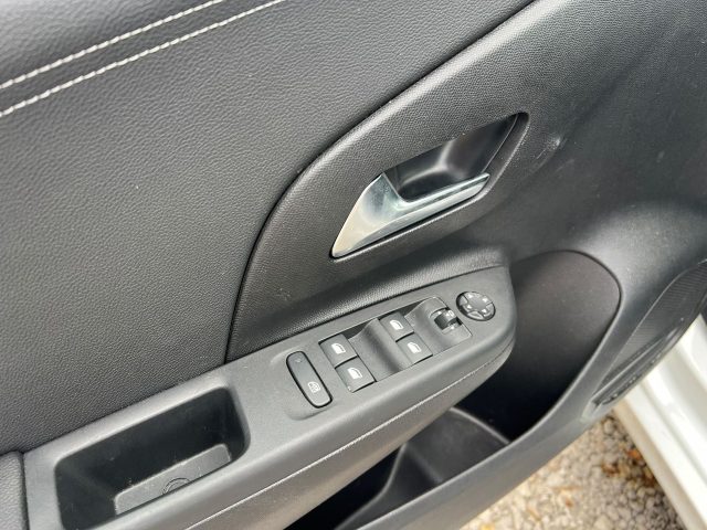 OPEL CORSA 1.2 100CV GS AT8 - foto 6