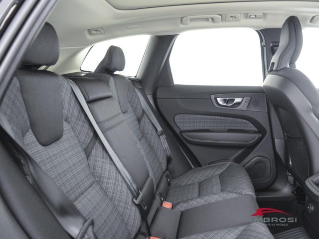 VOLVO XC60 T6 AWD PLUG-IN HYBRID ELETTRICA/ - foto 11