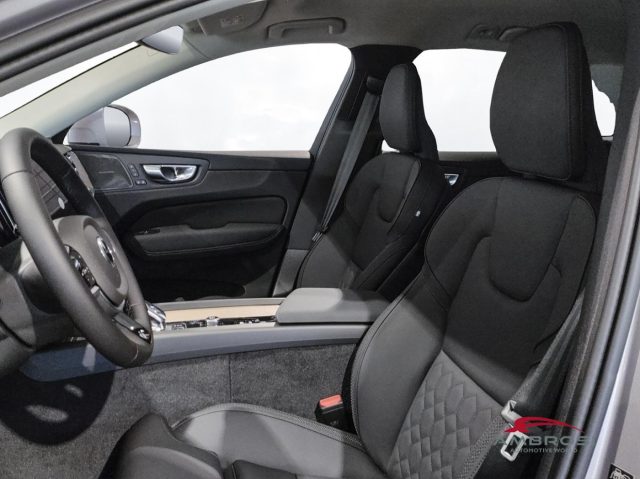 VOLVO XC60 B5 AWD MILD HYBRID BENZINA PLUS - foto 8