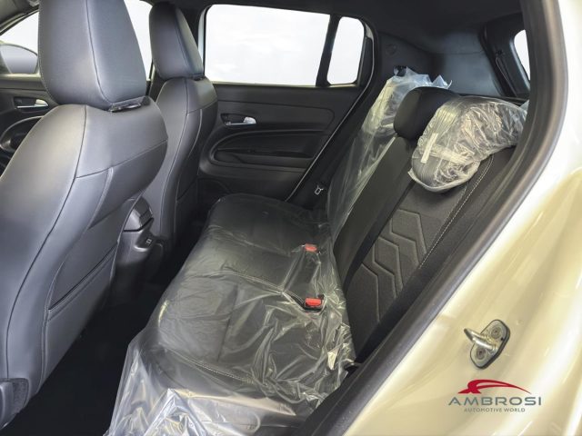 JEEP AVENGER E-HYBRID SUMMIT - foto 11