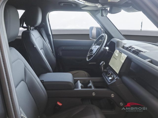 LAND ROVER DEFENDER 3.0 AJ20 X-DYNAMIC SE 200PS - foto 9