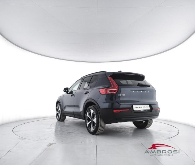VOLVO XC40 B3 MILD HYBRID BENZINA PLUS DARK - foto 4