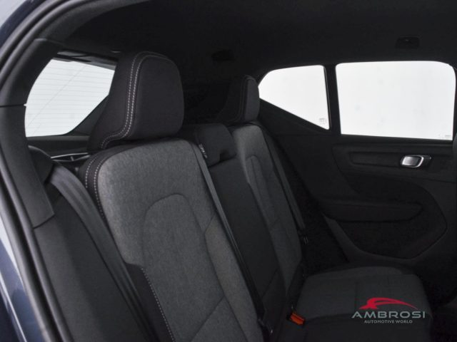 VOLVO XC40 B3 MILD HYBRID BENZINA PLUS DARK - foto 11