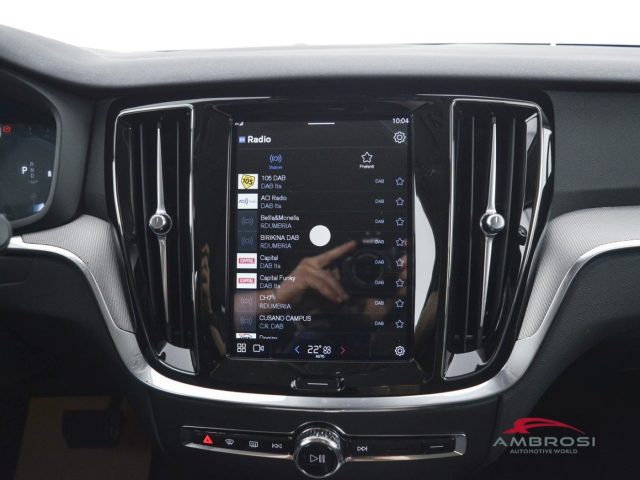VOLVO V60 B4 MILD HYBRID BENZINA PLUS DARK - foto 13