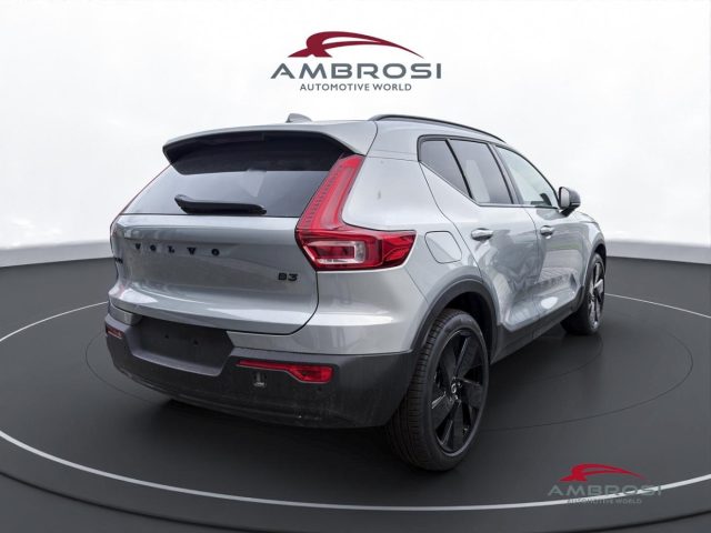 VOLVO XC40 BLACK EDITION B3 MILD HYBRID BEN - foto 3