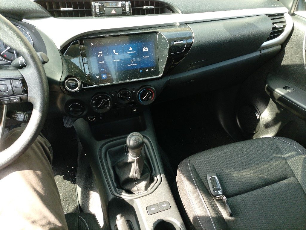 Immagine di TOYOTA Hilux 2.8 D-4D 4WD 4 porte Double Cab del 03/2026 km 3000