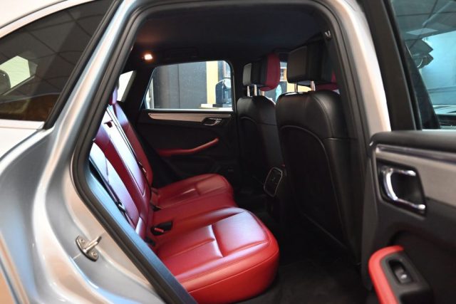 PORSCHE Macan usata 29