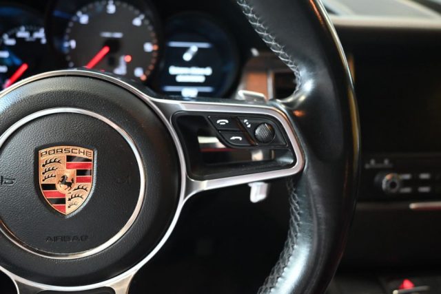 PORSCHE Macan usata 43